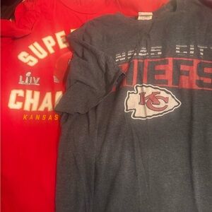Rare Men's Kansas City Chiefs Graphic Tee - Red and Gray(Gray is Vintage)